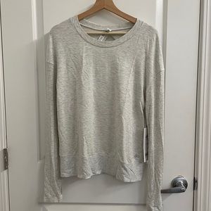 (NWT) Alo Intricate Long Sleeve Top White Heather